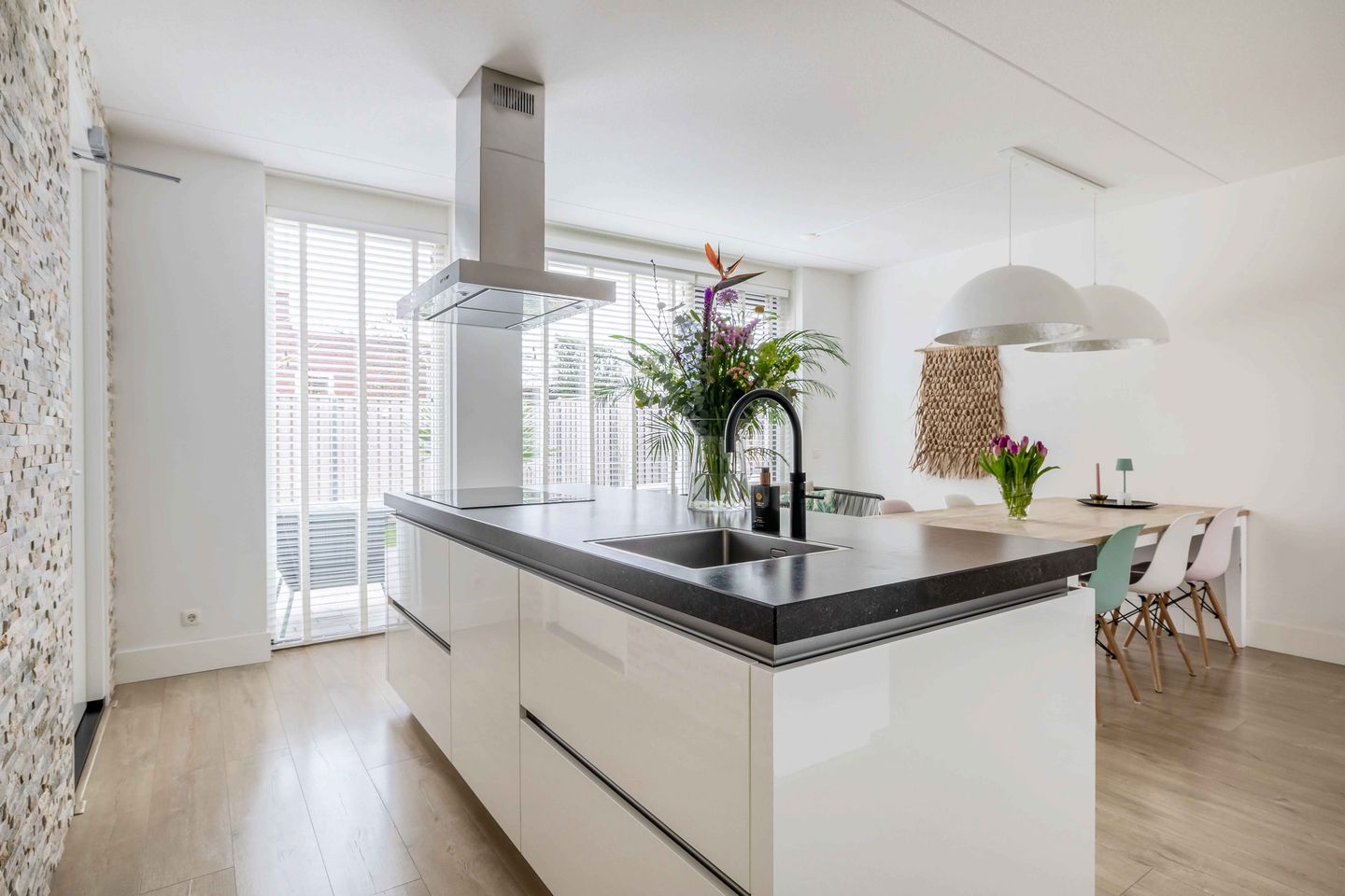 Foto 19 van Joost van den Vondellaan 122