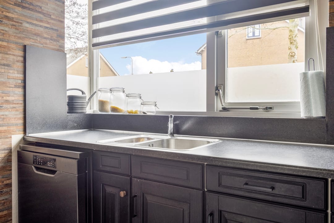 Photo 11 of Waalstraat 1-E