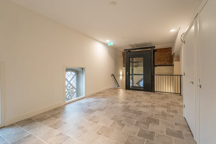 Photo 15 of Burgemeester Hermansstraat 40-G