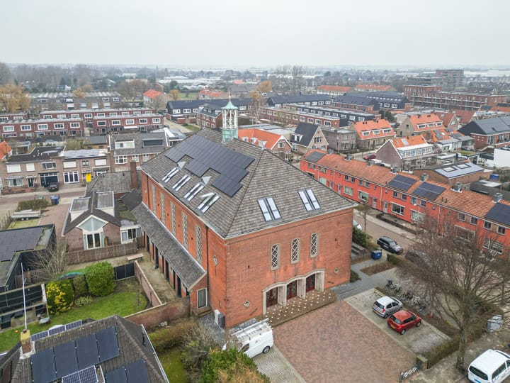 Photo 19 of Burgemeester Hermansstraat 40-G