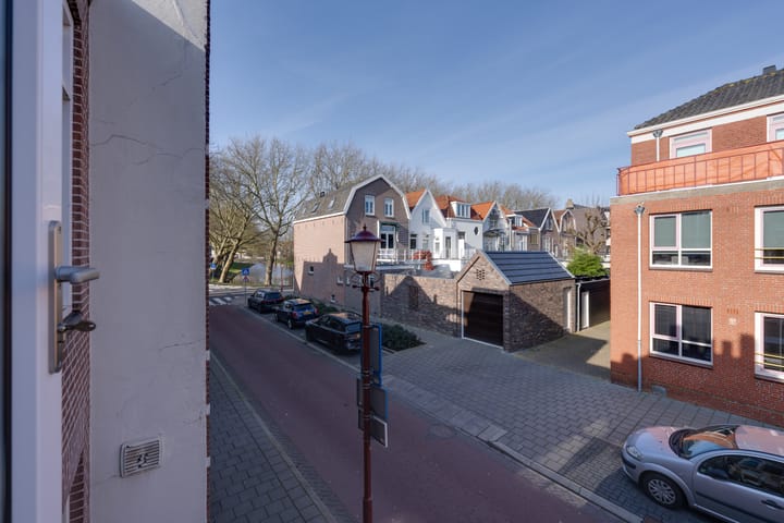 Foto 4 van Julianastraat 14-A