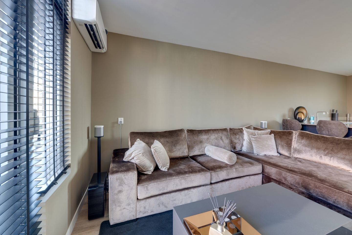 Foto 10 van Julianastraat 14-A