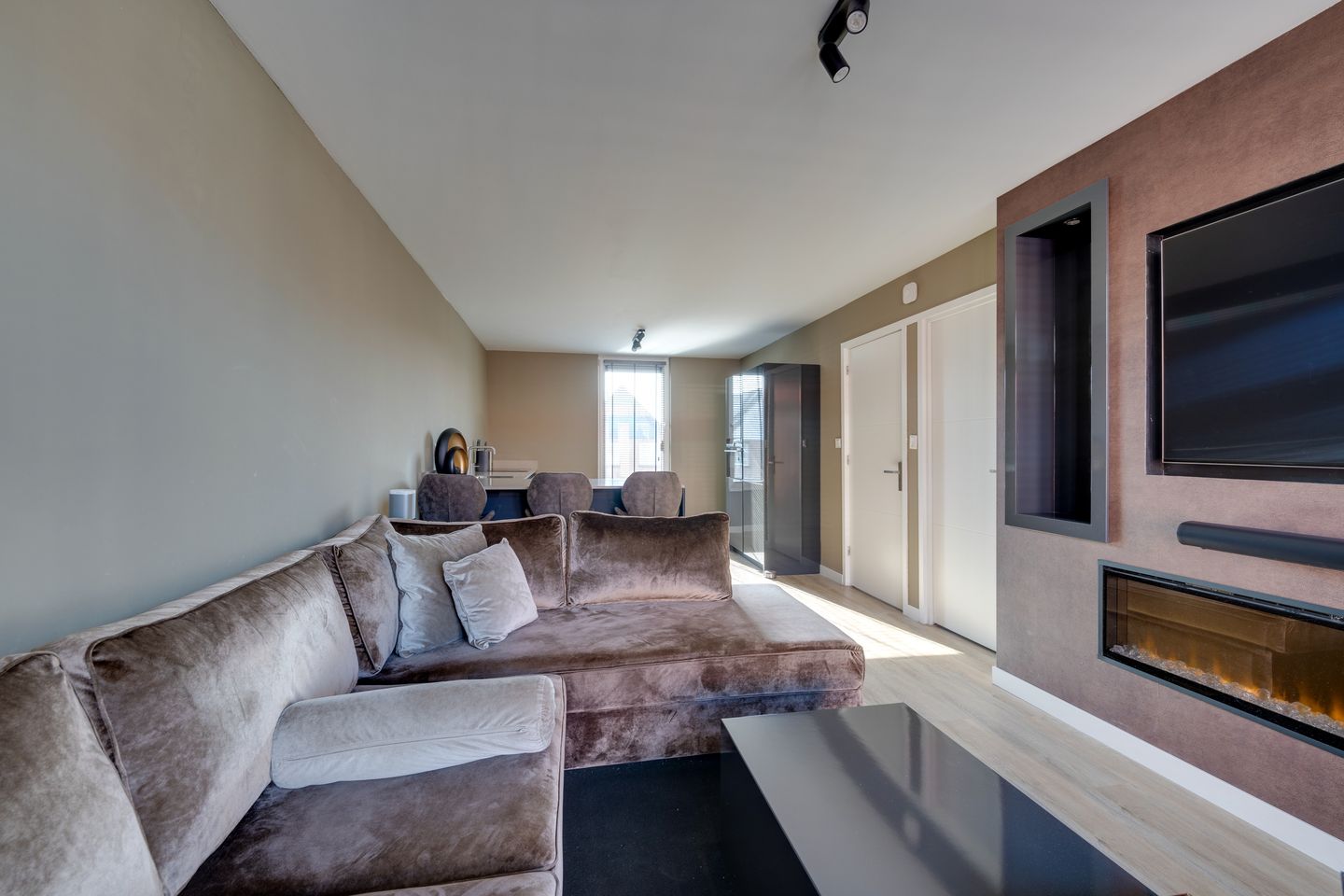 Foto 14 van Julianastraat 14-A