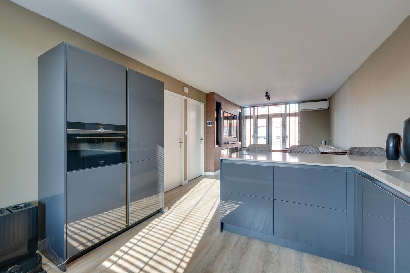 Foto 19 van Julianastraat 14-A