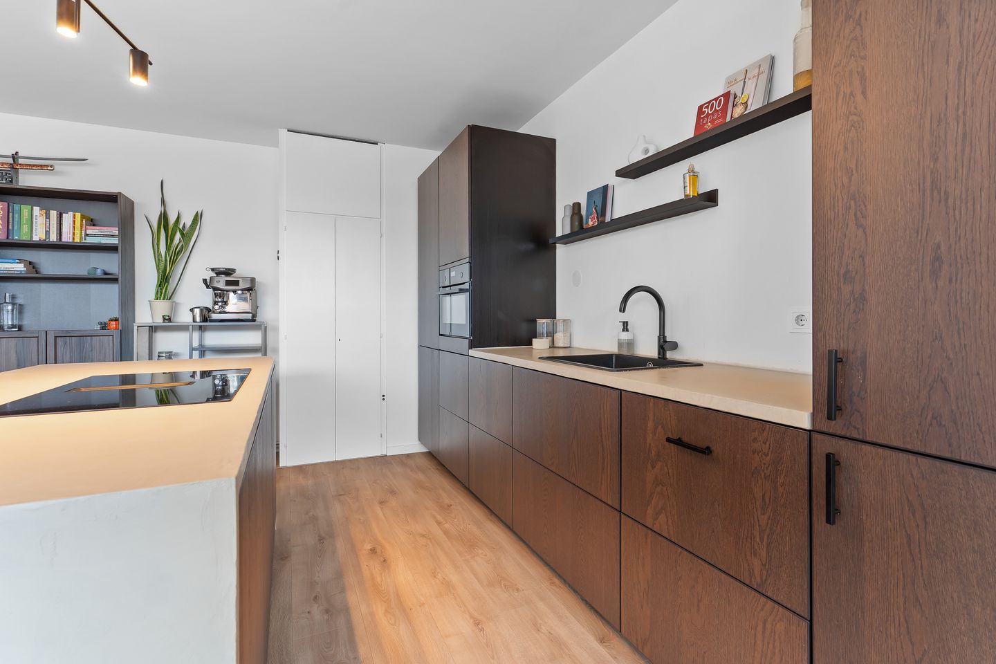 Foto 10 van Wichard van Pontlaan 102