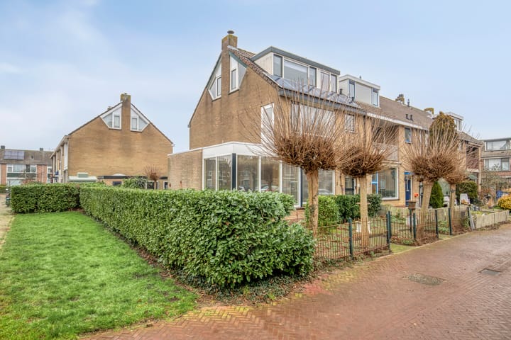 Foto 2 van In de boomgaard 16