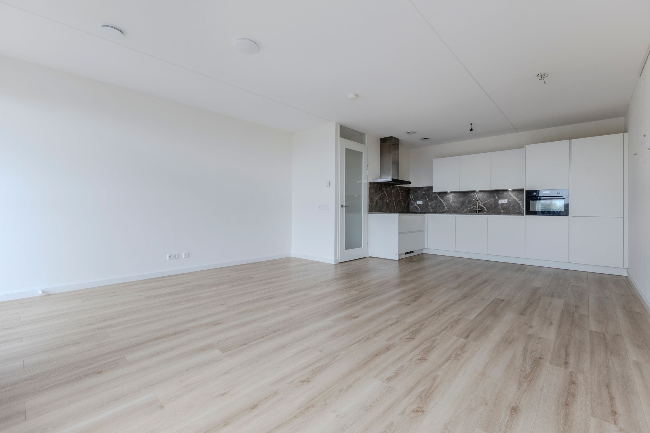 Foto 6 van Helderseweg 15-D4