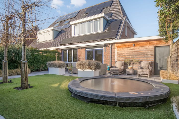 Foto 2 van Karavaanstraat 47