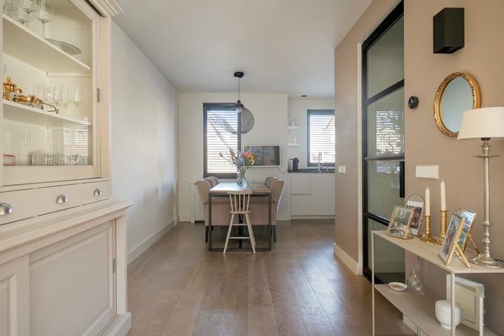 Foto 18 van Karavaanstraat 47