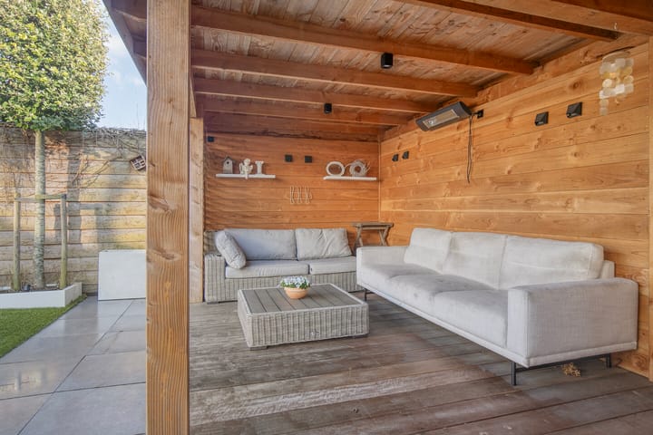 Foto 36 van Karavaanstraat 47