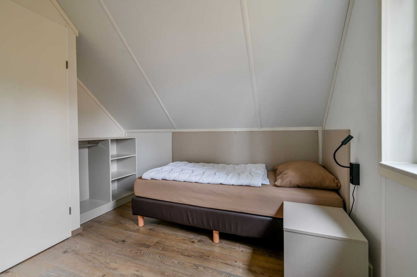 Foto 19 van Landuwerweg 17-357