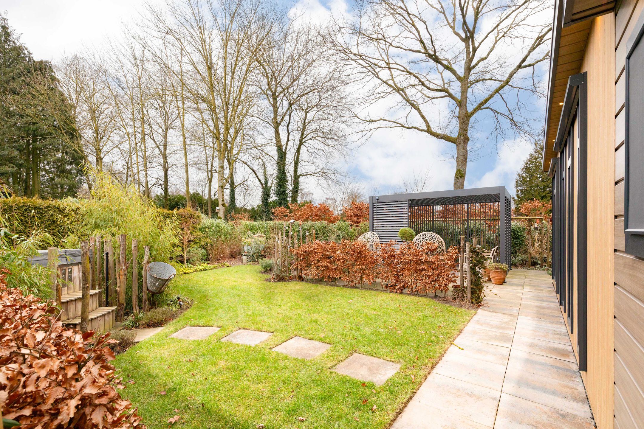 2-bedroom freehold villa in Wekerom — photo 4 of 5