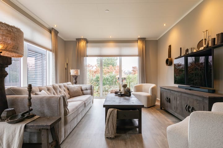 Photo 12 of Vijfsprongweg 30-63