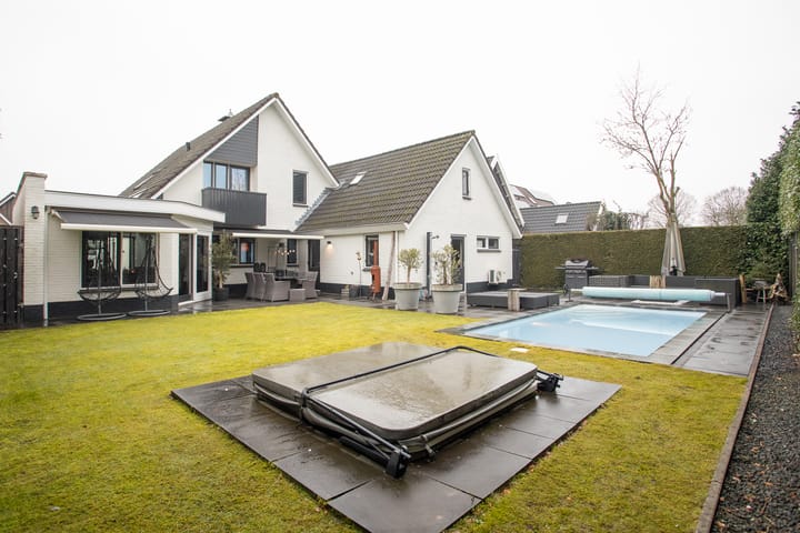 Foto 2 van Dorperesch 2