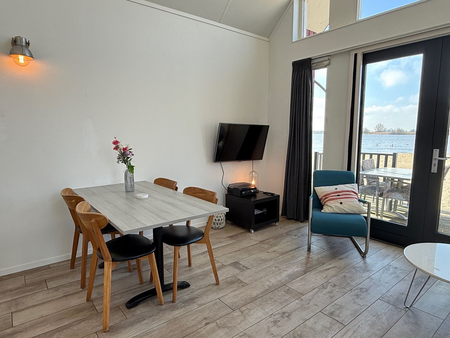 Photo 14 of H.W. Stekelenburgweg 25