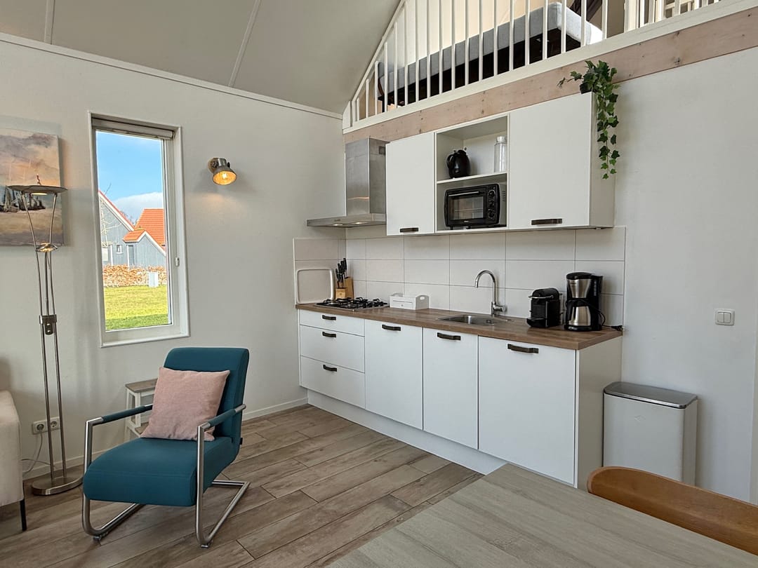 Photo 16 of H.W. Stekelenburgweg 25