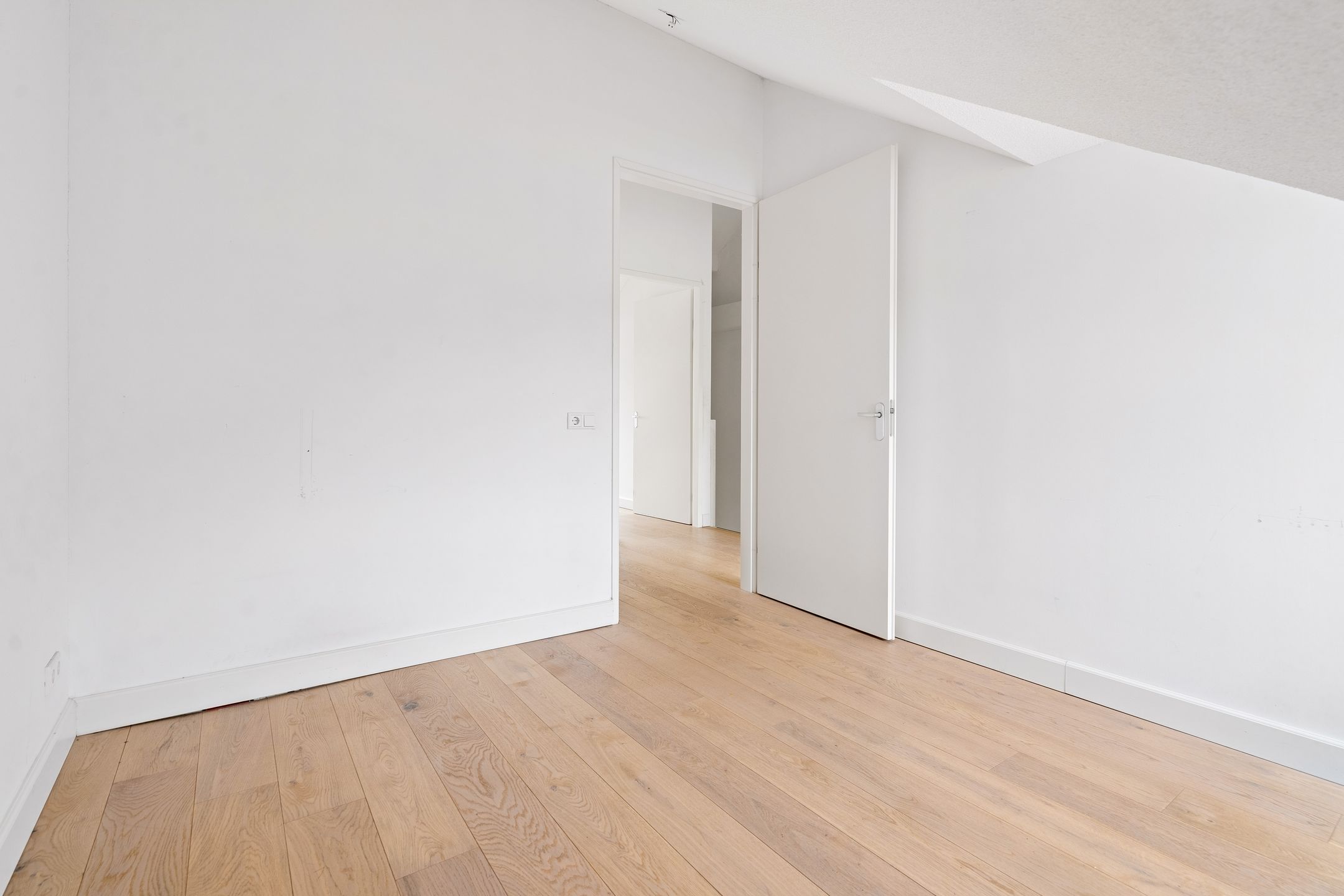 Foto 30 van Stationsweg 52