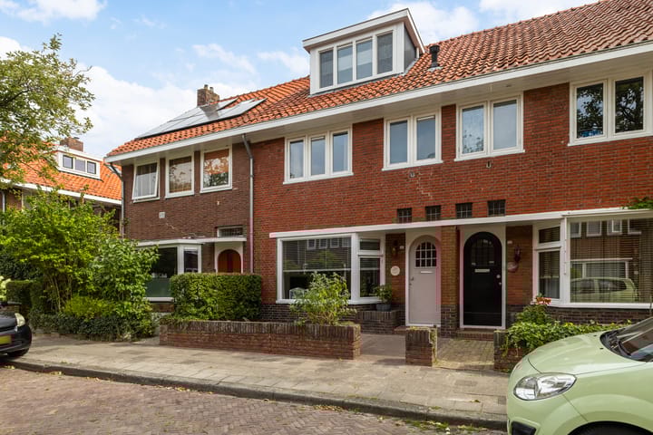 Photo 10 of Frederik Ruyschstraat 24