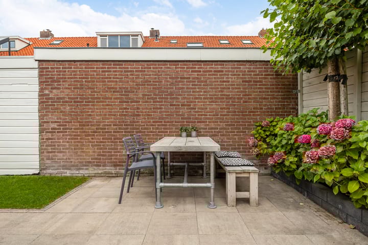 Photo 49 of Frederik Ruyschstraat 24