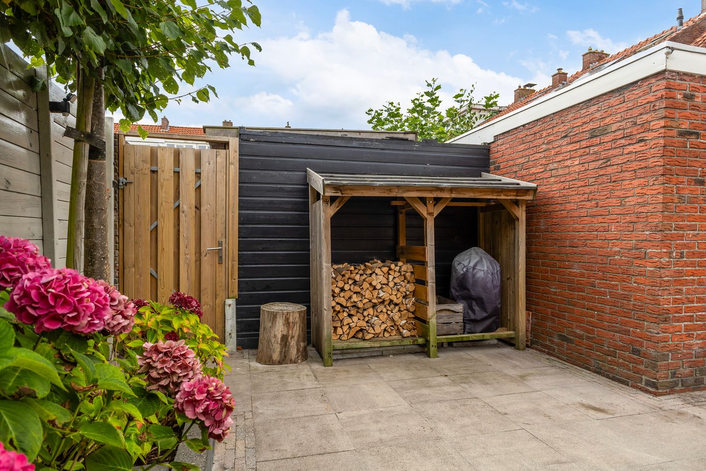 Photo 50 of Frederik Ruyschstraat 24