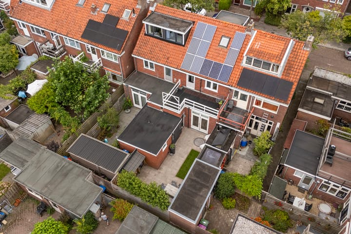 Photo 57 of Frederik Ruyschstraat 24