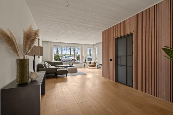 Photo 2 of Amsterdamsestraatweg 969