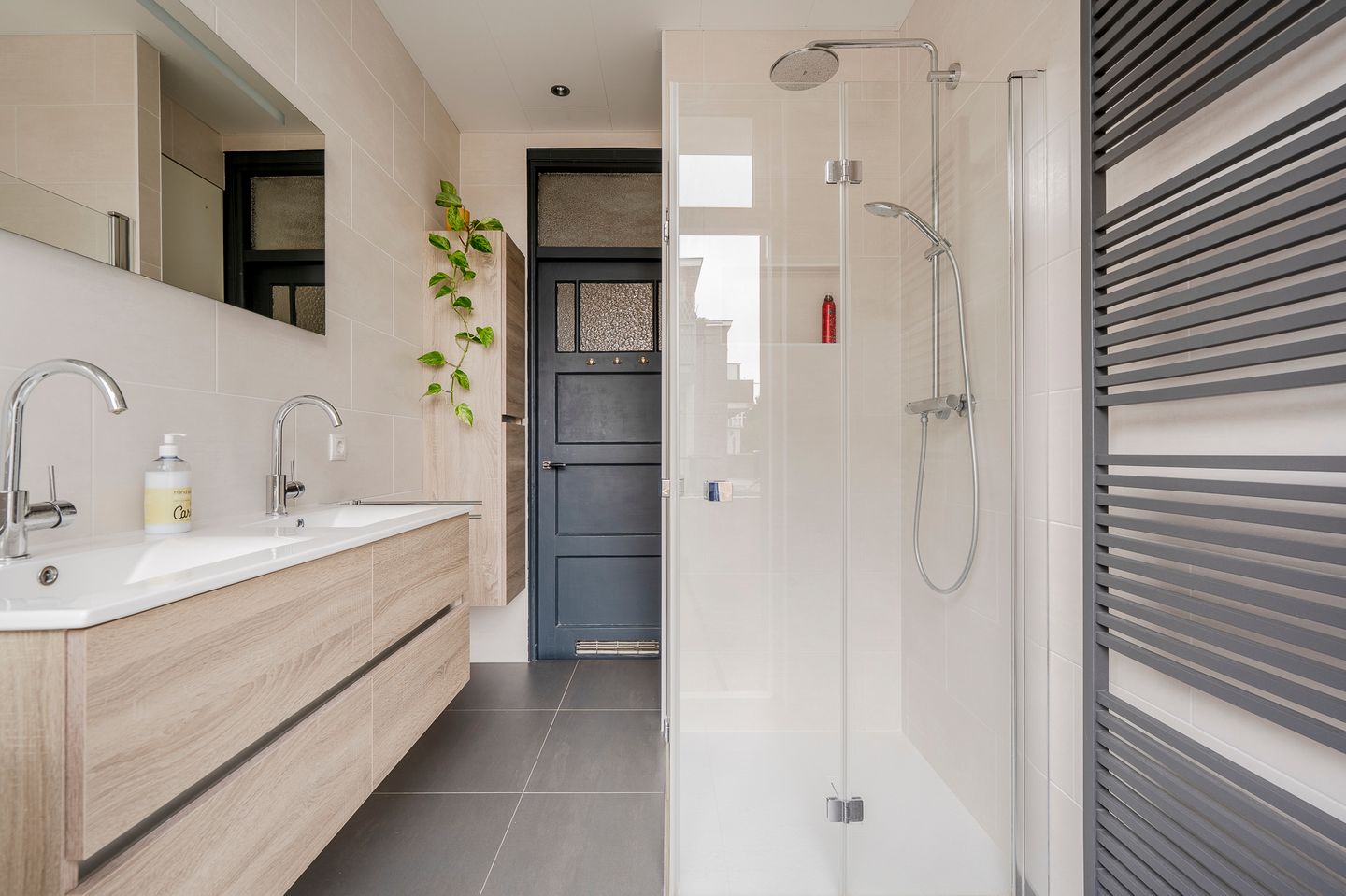 Foto 25 van De Sillestraat 189