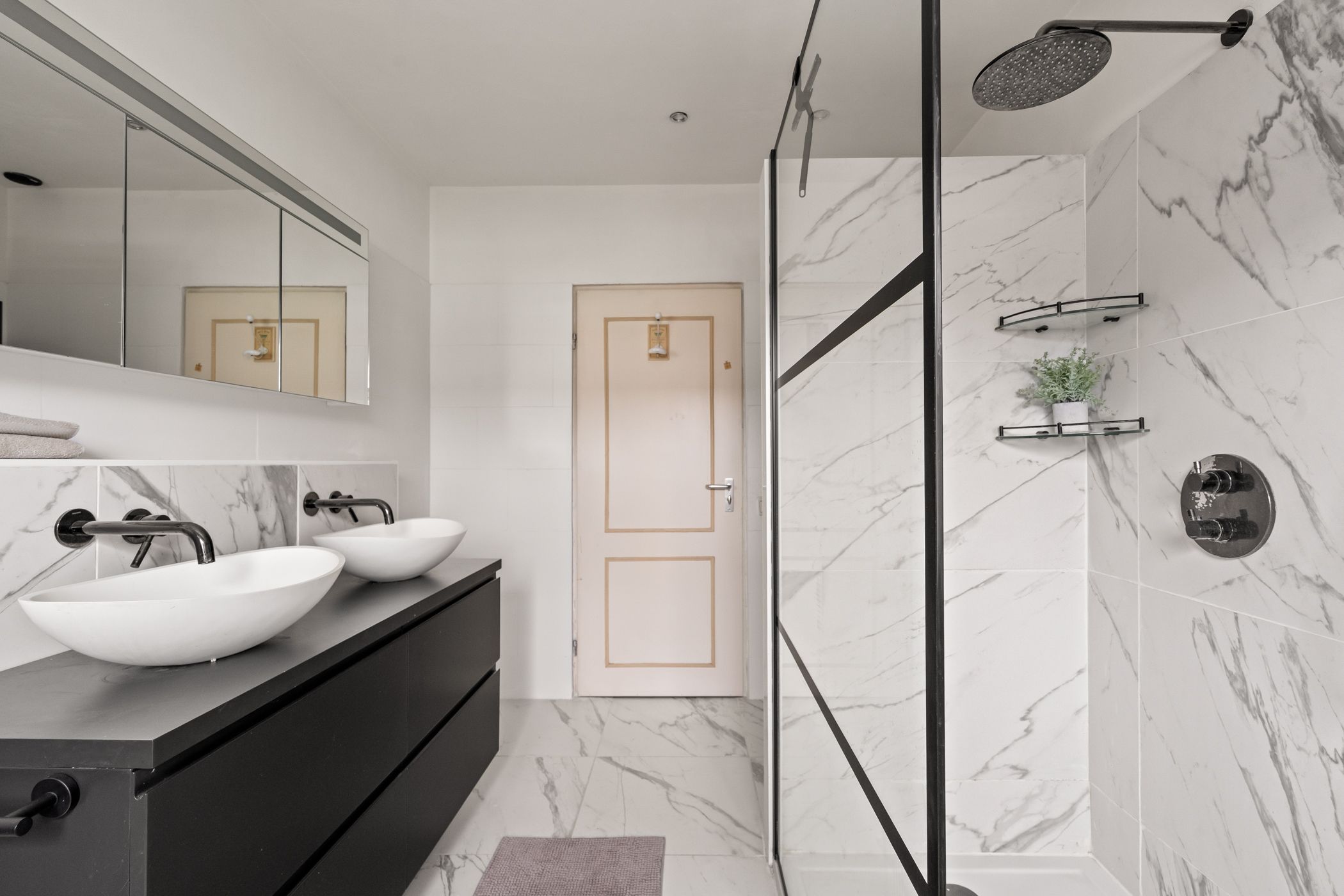 Foto 24 van Amsterdamsestraatweg 969