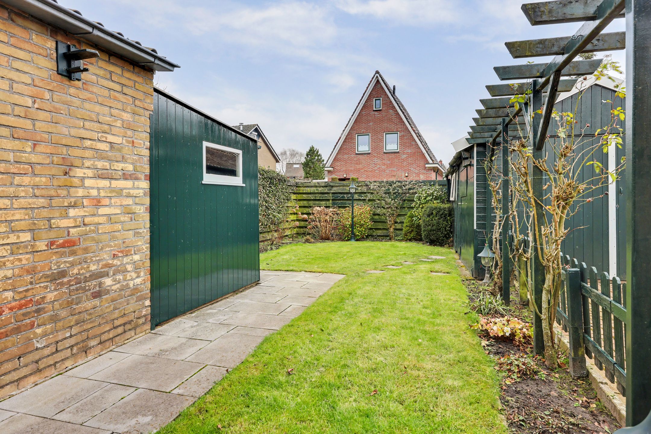 Foto 36 van Pijnboomstraat 26