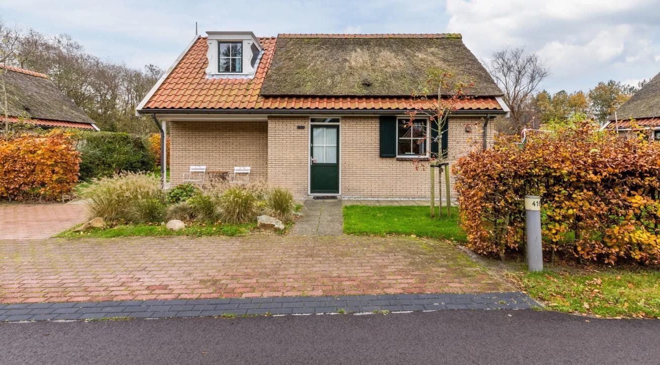 3-bedroom freehold villa in De Koog — photo 1 of 5