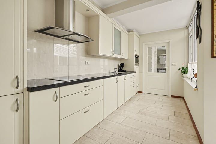 Foto 3 van Pijnboomstraat 26