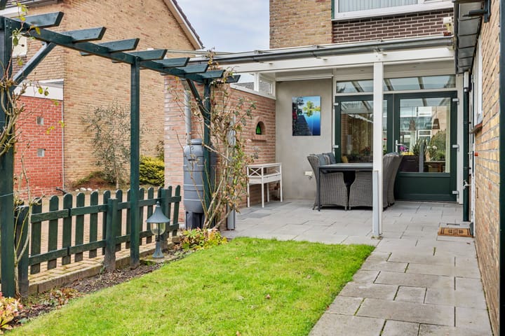 Foto 4 van Pijnboomstraat 26