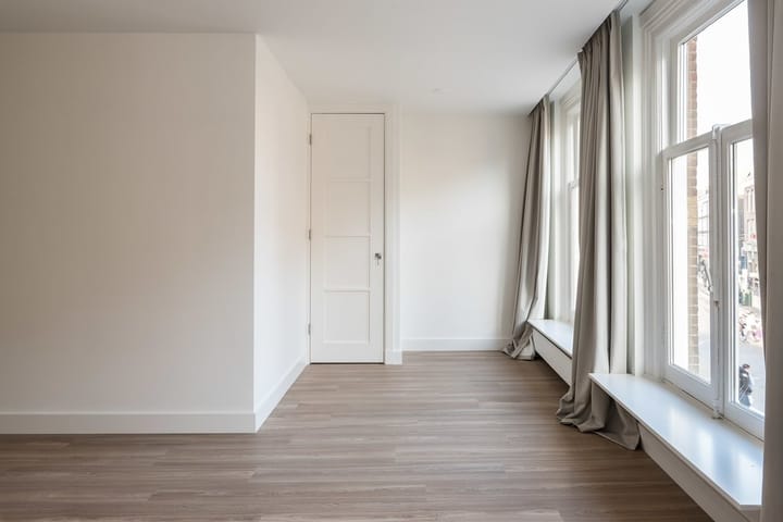 Photo 3 of Ferdinand Bolstraat 84-1