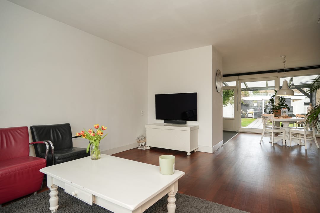 Photo 8 of Westlanderstraat 9