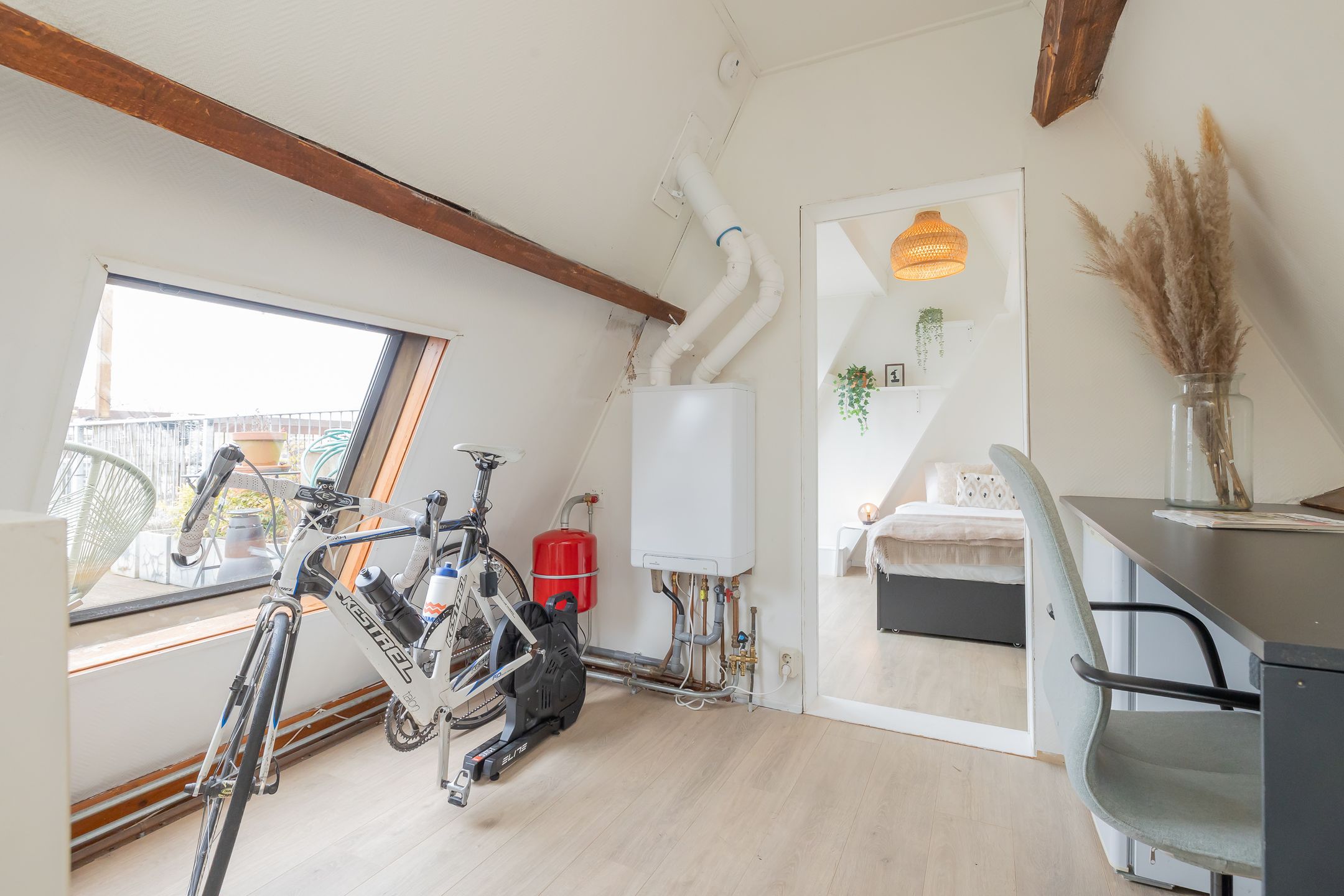 Foto 36 van Paramaribostraat 97-2