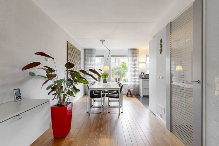 Foto 13 van Dukaat 69