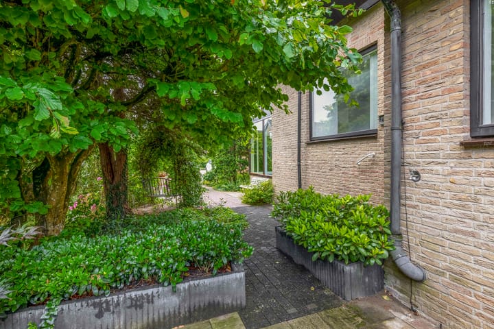 Breestraat 14