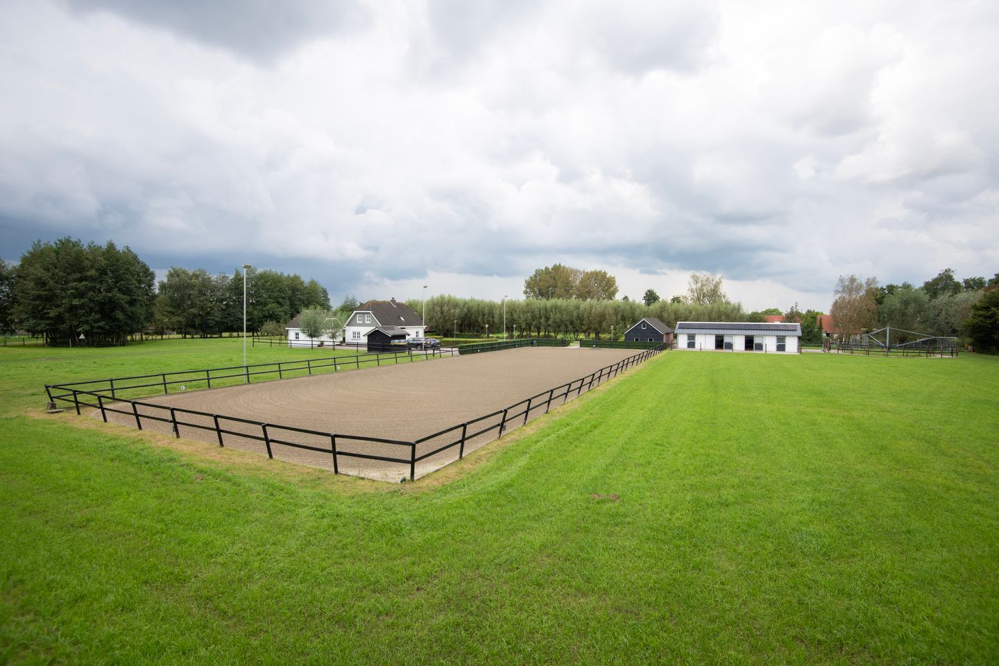 Bekijk foto 3 van Laakweg 78-B