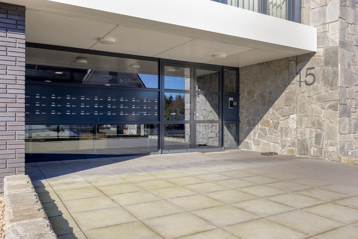 Foto 5 van Lisdodde 15-203