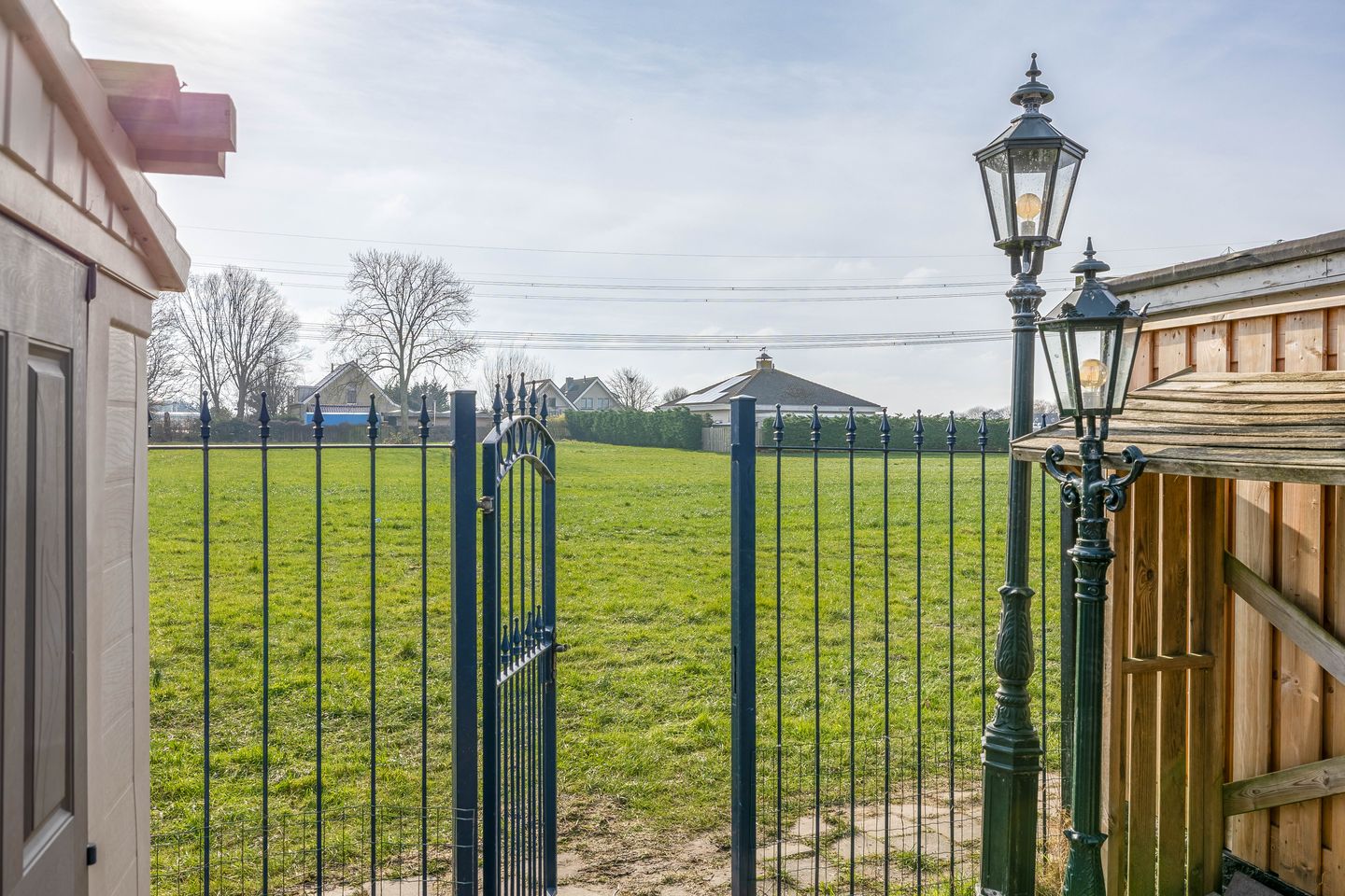 Photo 5 of Burg A P vd Blinkln 72