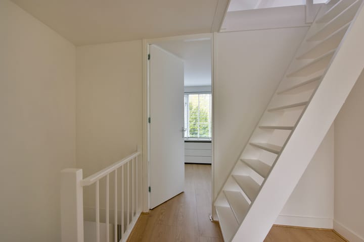 Foto 17 van James Grievelaan 39