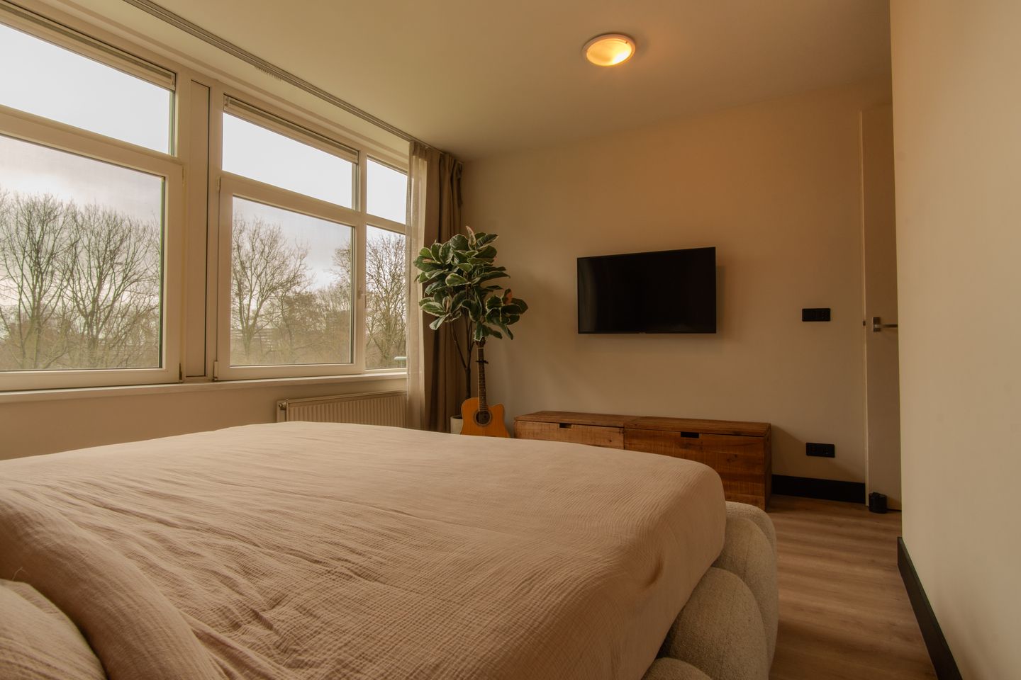 Photo 10 of Spurgeonlaan 136