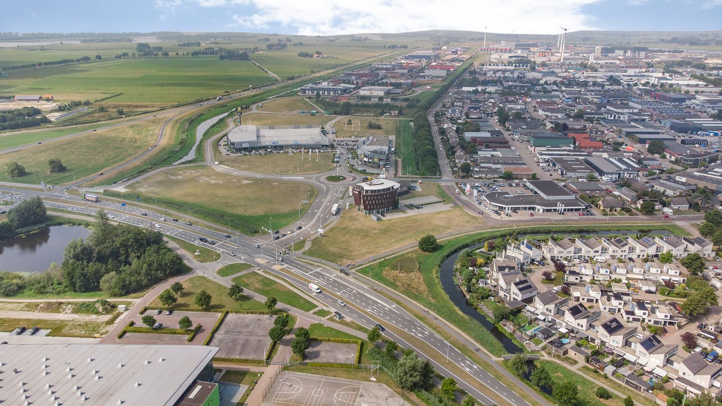 View photo 5 of Zambonistraat