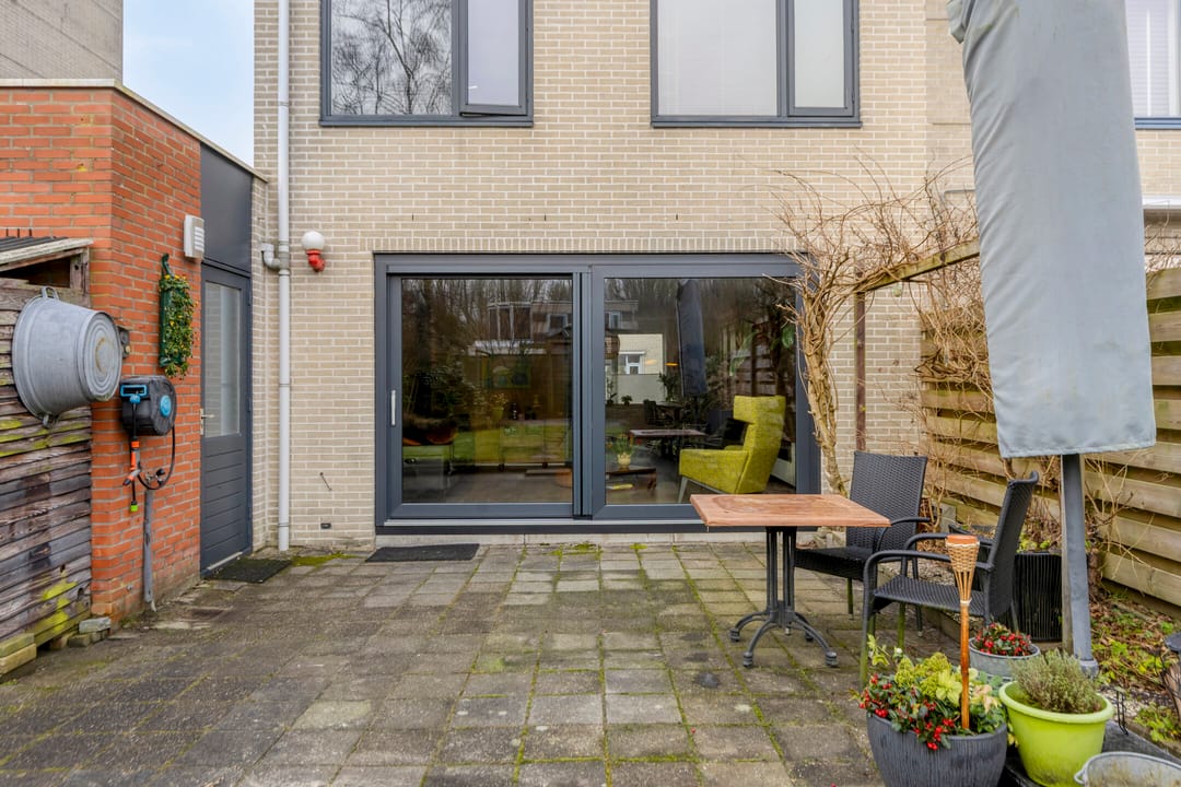 Foto 47 van Van Loghemstraat 60