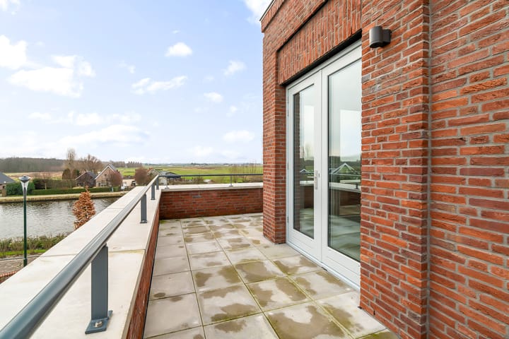 Foto 25 van Nautawerf 32