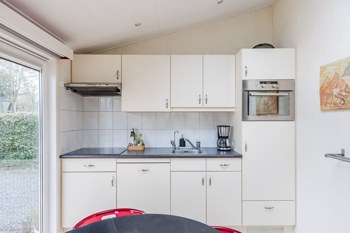 Photo 9 of Lange Zuiderweg 142-918