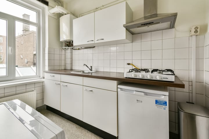 Photo 2 of Schiedamseweg 246-A