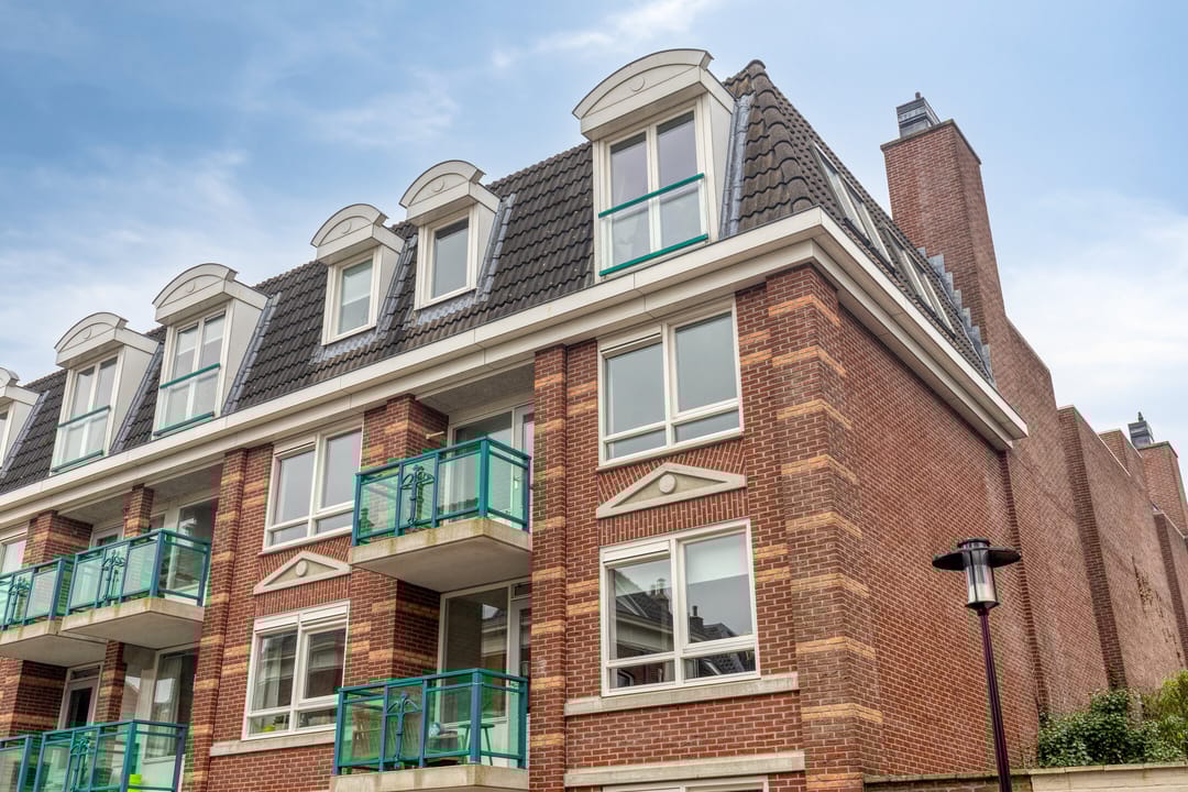 Photo 2 of Graaf van Burenstraat 2-F23