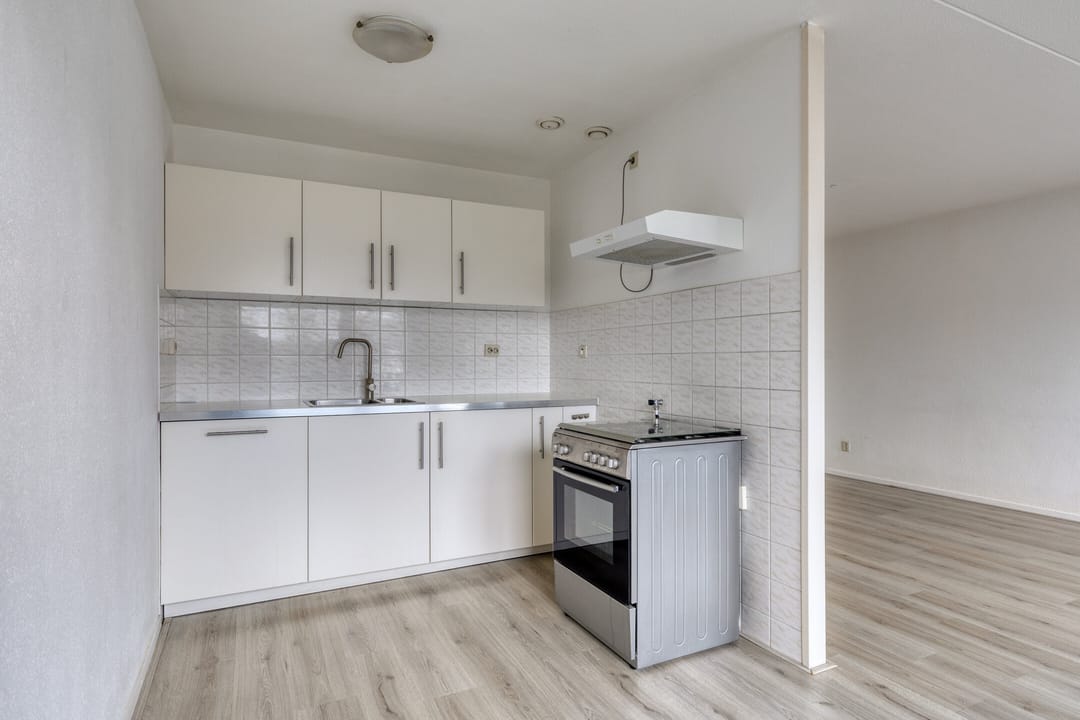 Photo 8 of Graaf van Burenstraat 2-F23