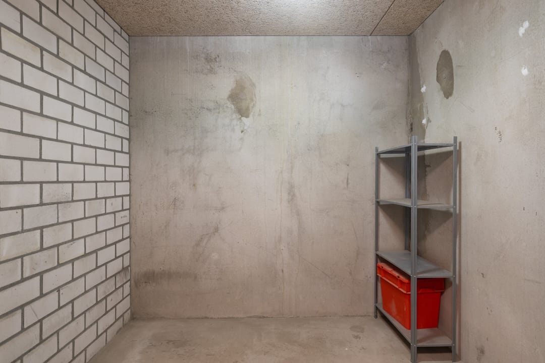 Photo 26 of Graaf van Burenstraat 2-F23